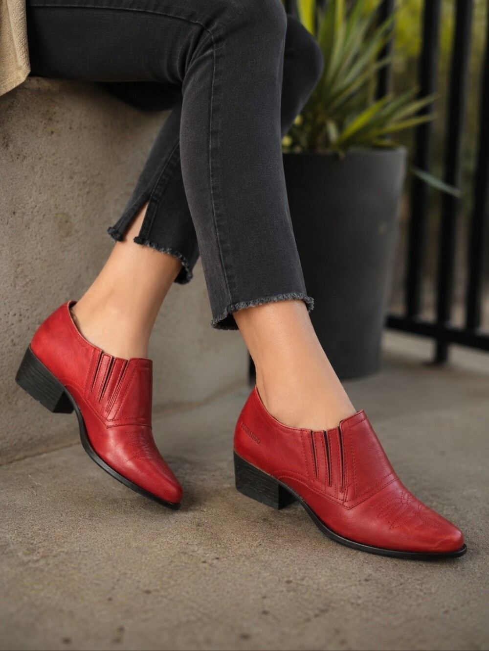 Durango Women's Western Ankle Boot.